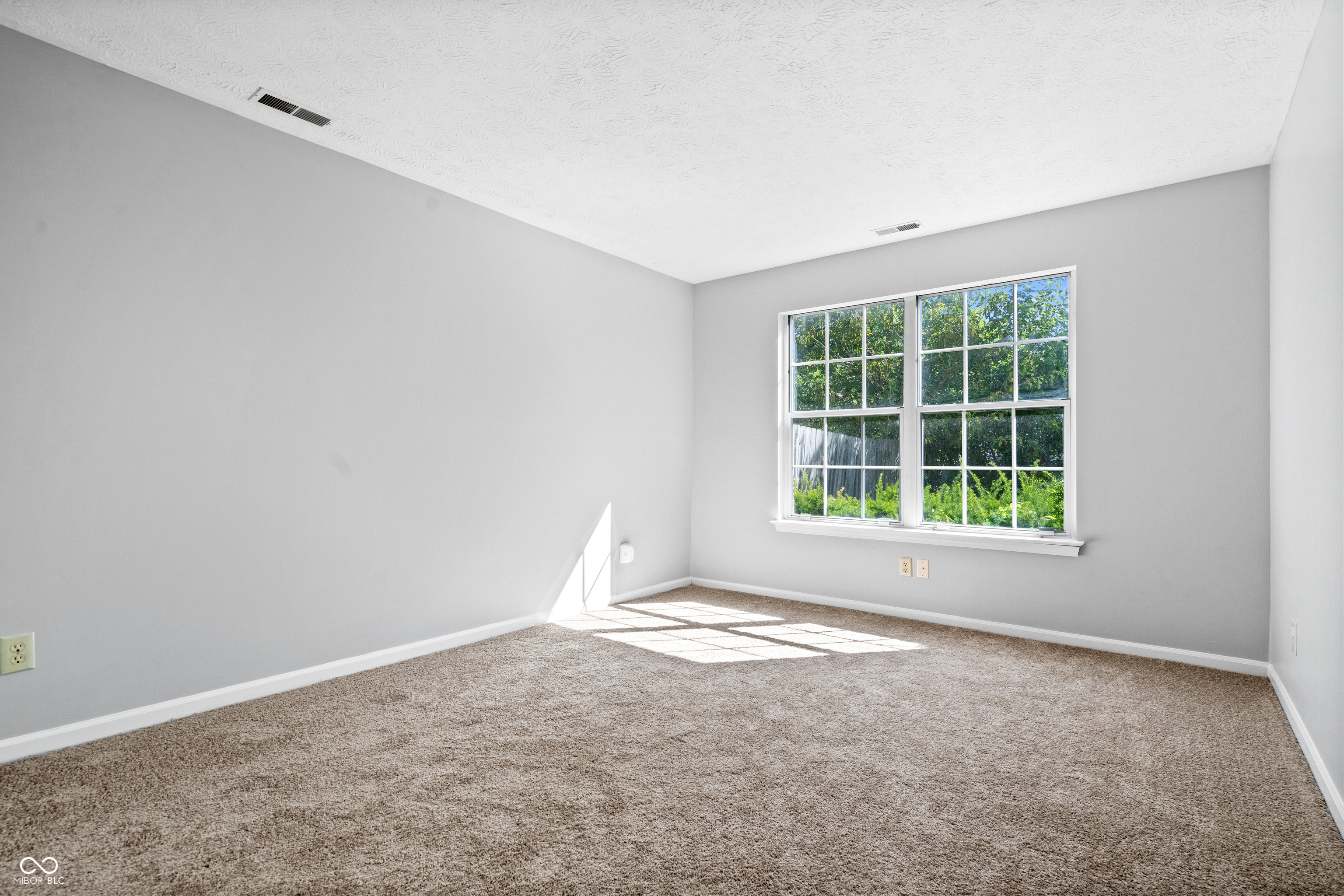 9716 Spruce Lane Fishers, IN 46038 - Photo 23 of 29