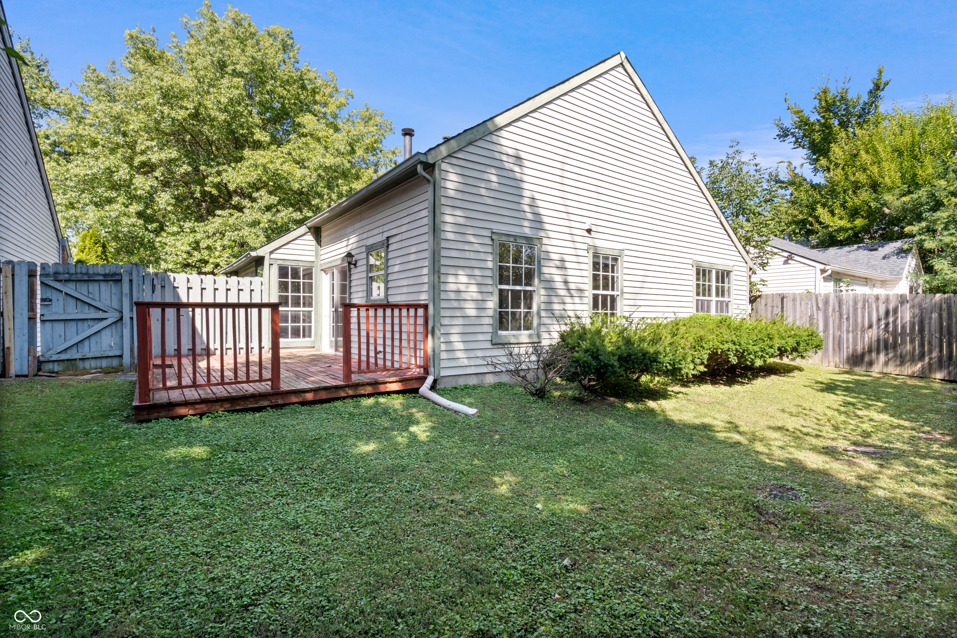 9716 Spruce Lane Fishers, IN 46038 - Photo 27 of 29