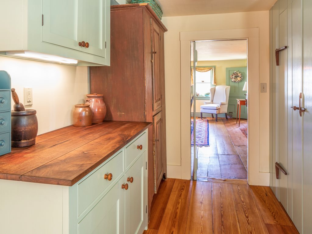 171 Logging Road York, ME 03902 - Photo 14 of 35 Gallery Image 14