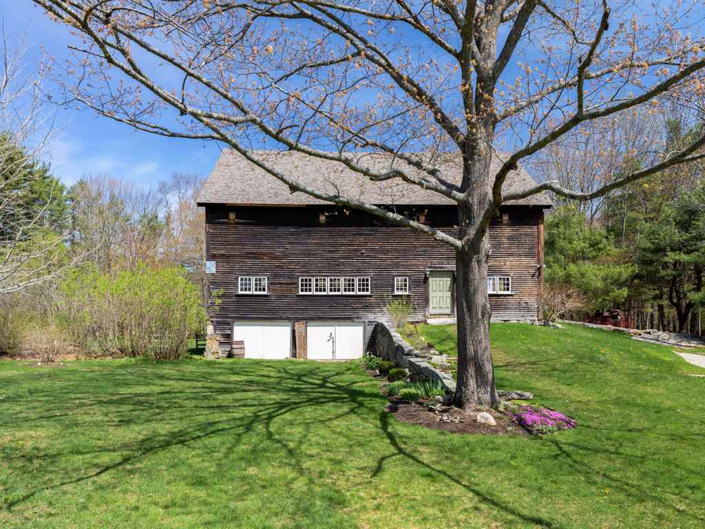 171 Logging Road York, ME 03902 - Photo 3 of 35 Gallery Image 3