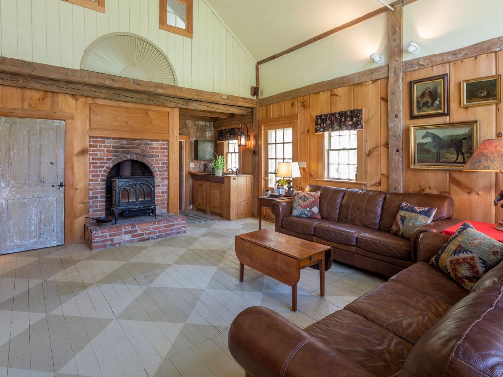 171 Logging Road York, ME 03902 - Photo 8 of 35 Gallery Image 8