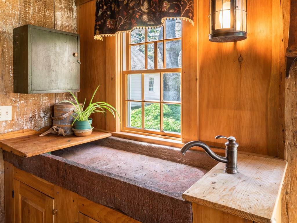 171 Logging Road York, ME 03902 - Photo 9 of 35 Gallery Image 9