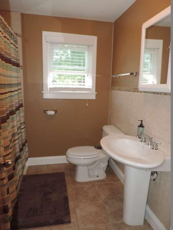 945 West Hile Road Muskegon, MI 49441 - Photo 8 of 10 DSCN6057