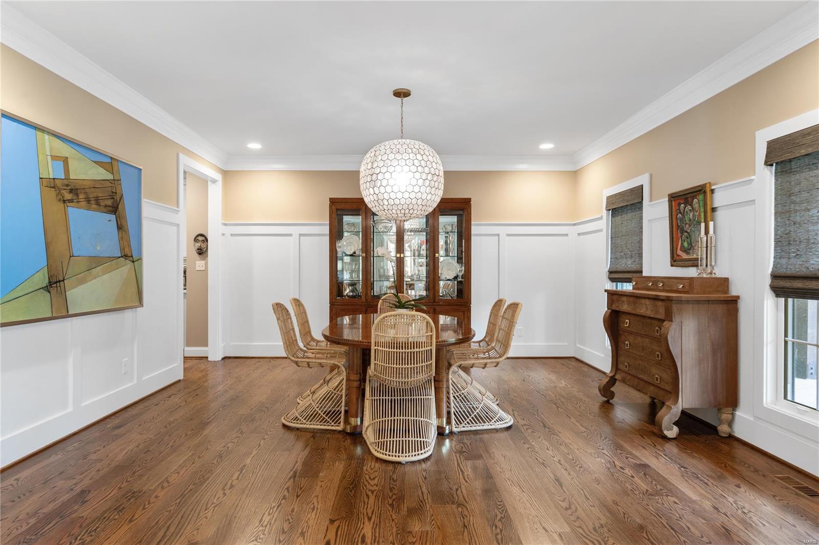 810 South Price Road Ladue, MO 63124 - Photo 5 of 52