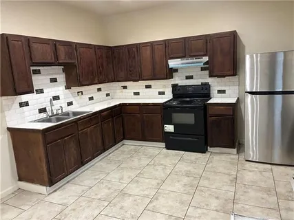 $2,000 | 2320 Amelia Street, New Orleans, LA 70115