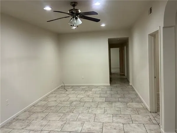 $2,000 | 2320 Amelia Street, New Orleans, LA 70115