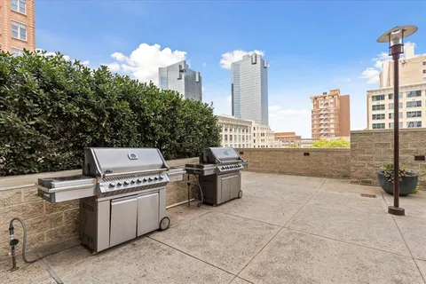 $509,000 | 500 Throckmorton Street, Unit 2301, Fort Worth, TX 76102