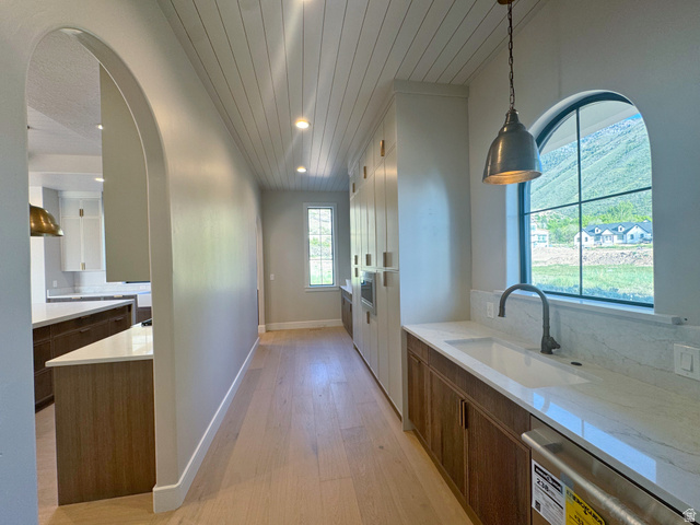 702 North 2000 East, Unit 305 Mapleton, UT 84664 - Photo 7 of 14 Butlers Pantry