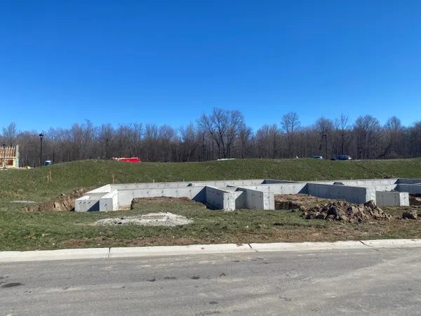 $360,060 | 2873 East Highgate Drive Southeast, Unit 77, Kentwood, MI 49512