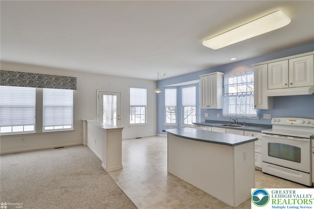 2064 Kingsview Road Lower Macungie Township, PA 18062 - Photo 29 of 71