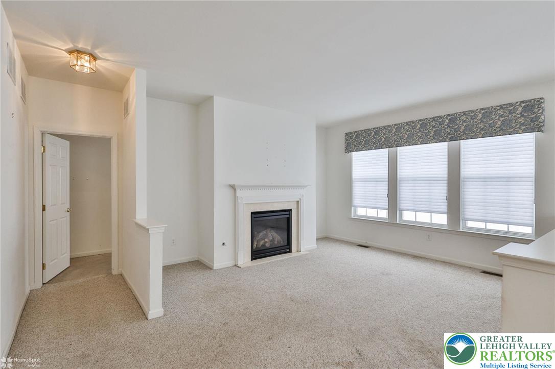 2064 Kingsview Road Lower Macungie Township, PA 18062 - Photo 44 of 71