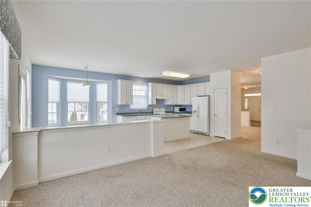 2064 Kingsview Road Lower Macungie Township, PA 18062 - Photo 48 of 71