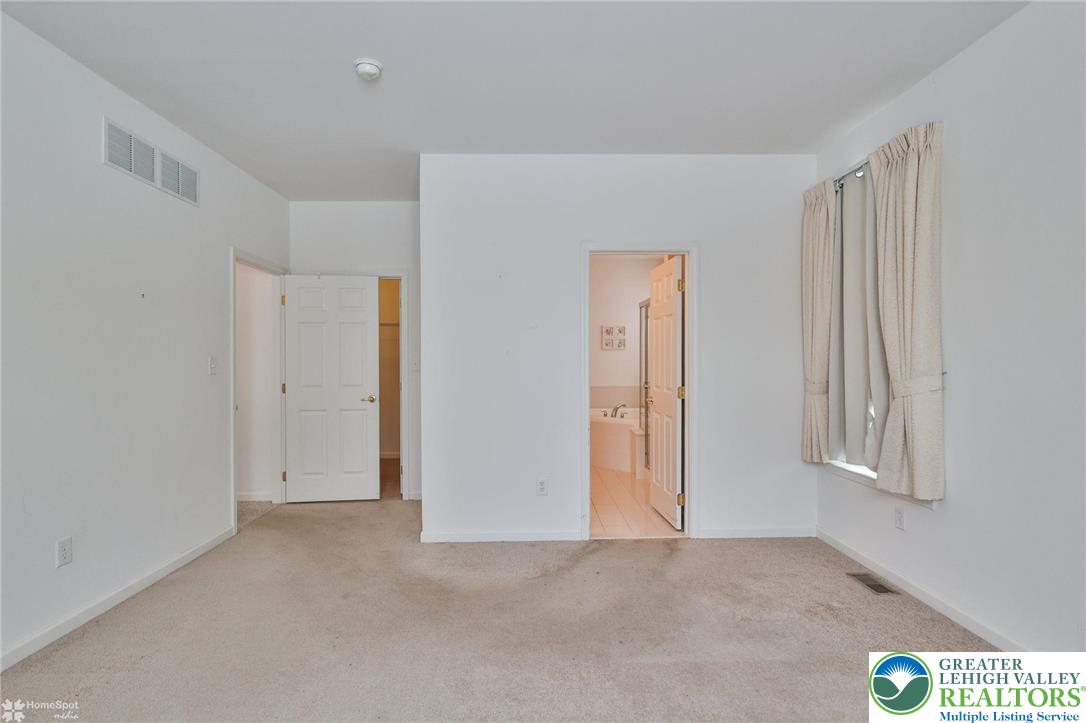 2064 Kingsview Road Lower Macungie Township, PA 18062 - Photo 54 of 71