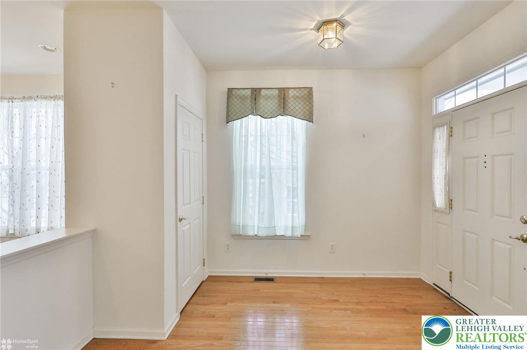 2064 Kingsview Road Lower Macungie Township, PA 18062 - Photo 6 of 71