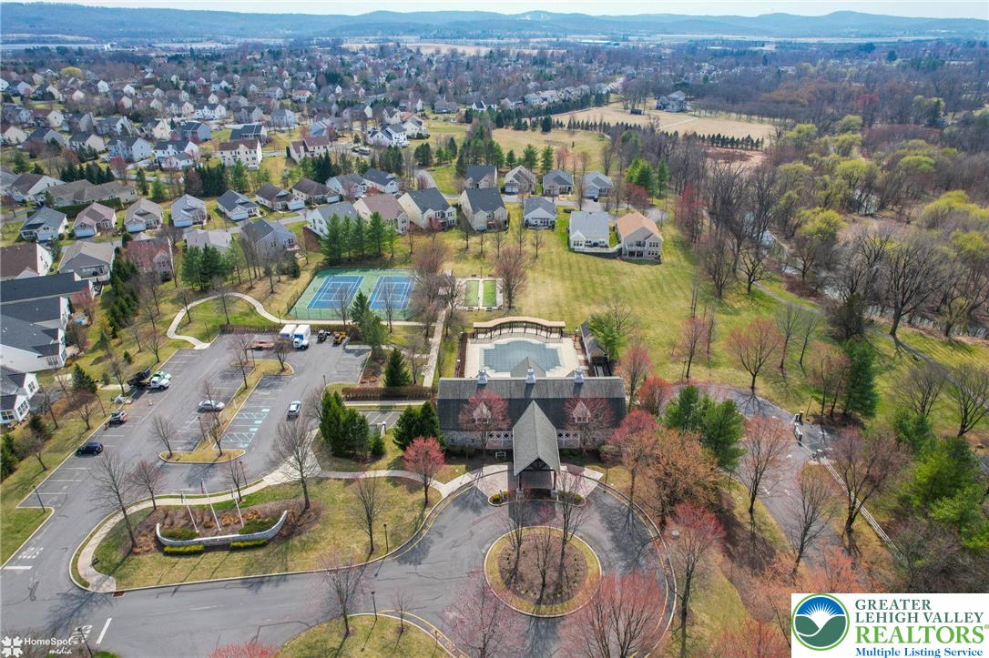 2064 Kingsview Road Lower Macungie Township, PA 18062 - Photo 67 of 71