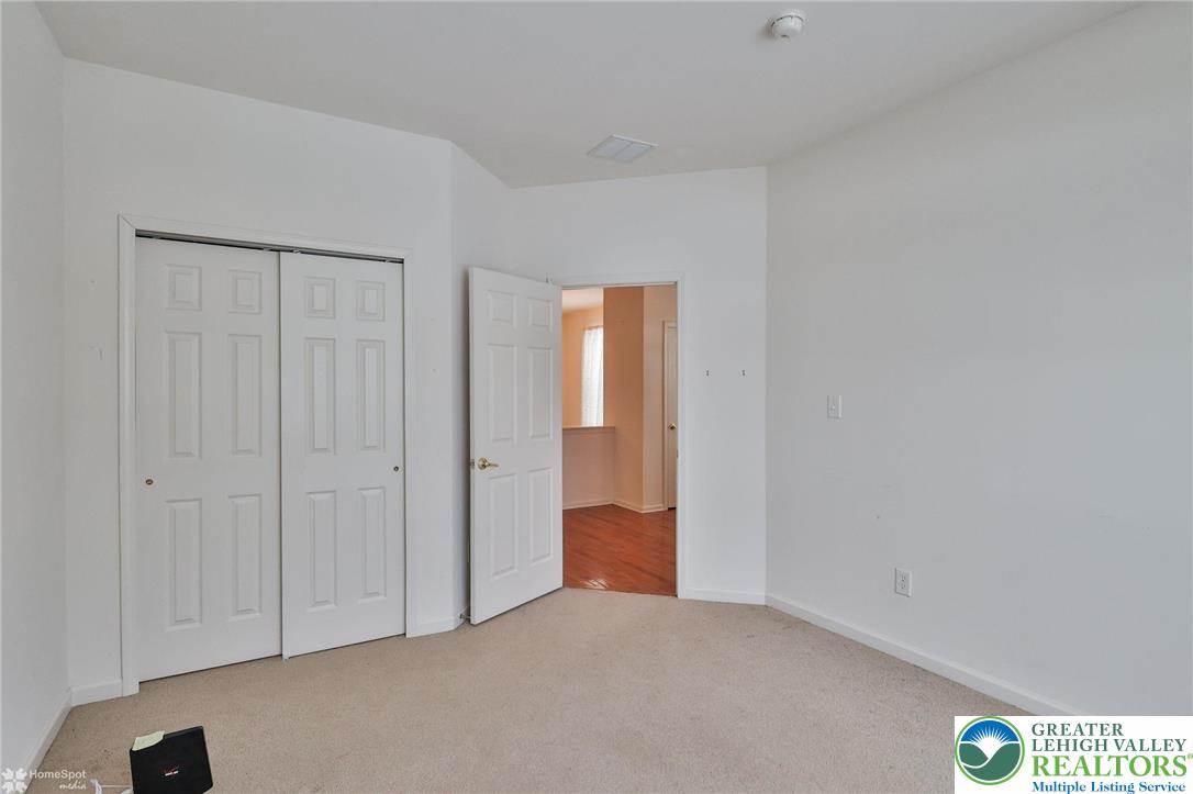 2064 Kingsview Road Lower Macungie Township, PA 18062 - Photo 10 of 71