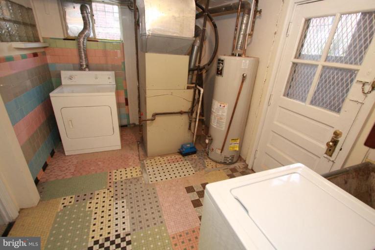 636 Riggs Road Northeast Washington, DC 20011 - Photo 22 of 24 Laundry Area 2