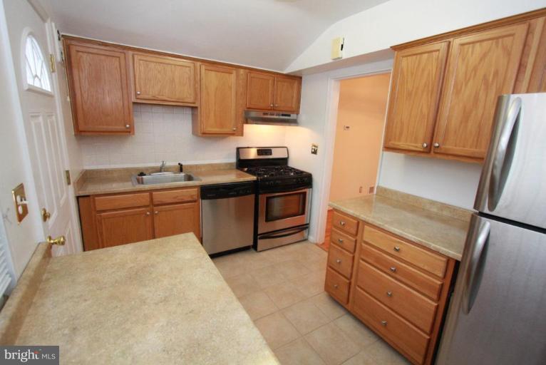636 Riggs Road Northeast Washington, DC 20011 - Photo 10 of 24 Kitchen #2