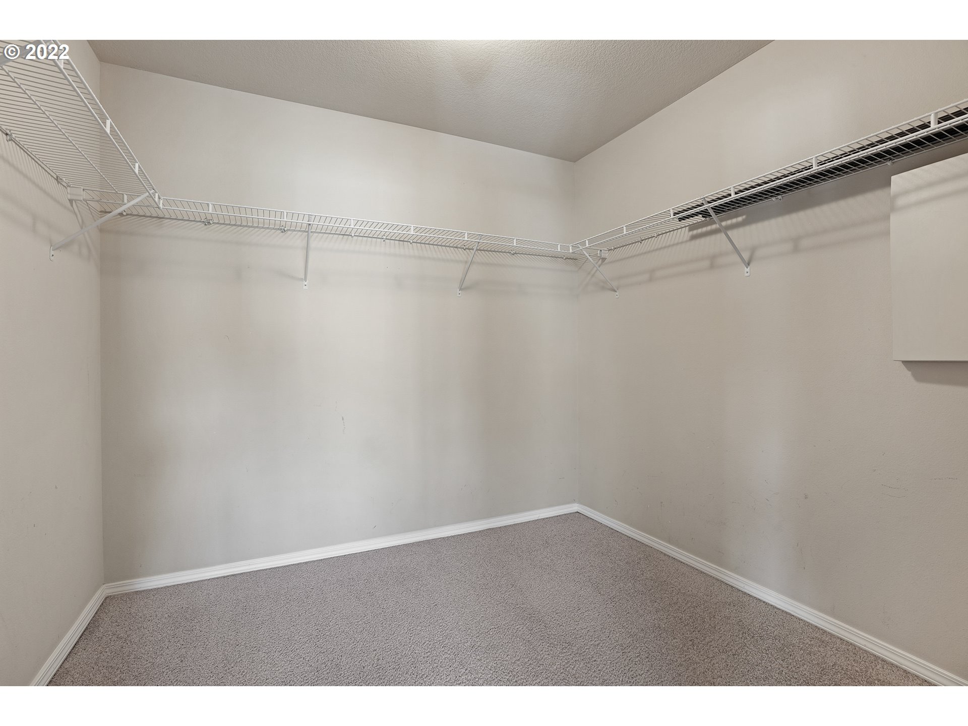 1137 Northwest Meriwether Court Camas, WA 98607 - Photo 17 of 32 Gallery Image 17