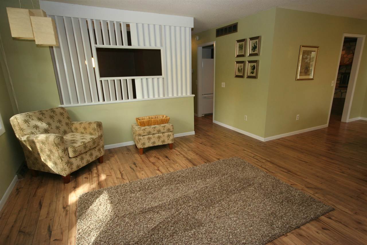 168 Country Club Road Williamsburg, IA 52361 - Photo 5 of 25 Gallery Image 5
