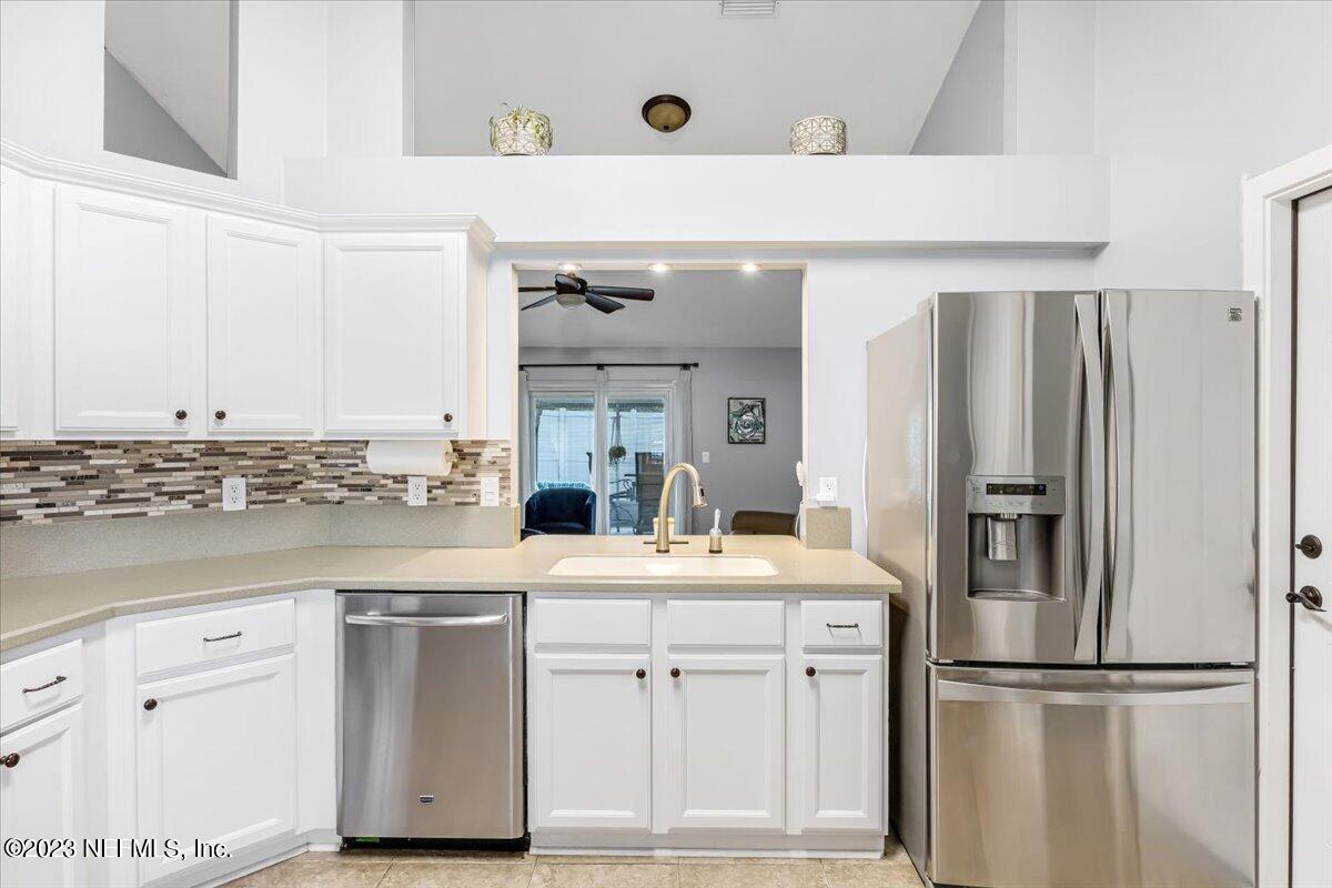 4628 Ridge Walk Lane Jacksonville, FL 32257 - Photo 11 of 34 Kitchen