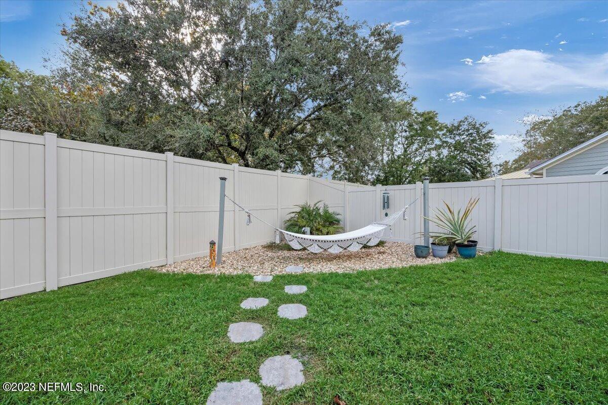 4628 Ridge Walk Lane Jacksonville, FL 32257 - Photo 31 of 34 back yard