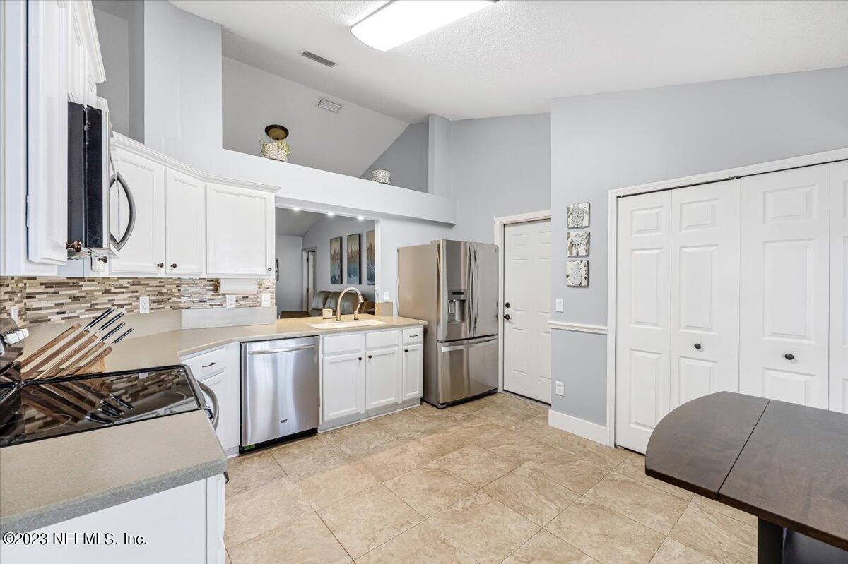 4628 Ridge Walk Lane Jacksonville, FL 32257 - Photo 5 of 34 Kitchen