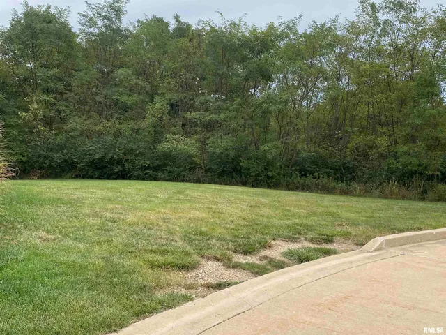 $49,900 | 6128 North Lauren Lane, Peoria, IL 61614