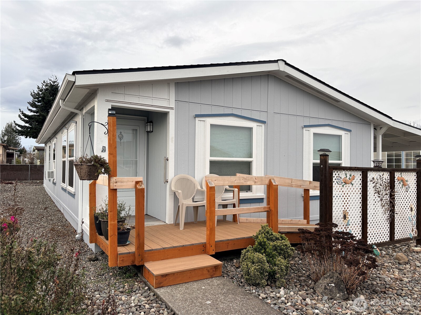 325 North 5th Avenue, Unit 5 Sequim, WA 98382 - Photo 2 of 28