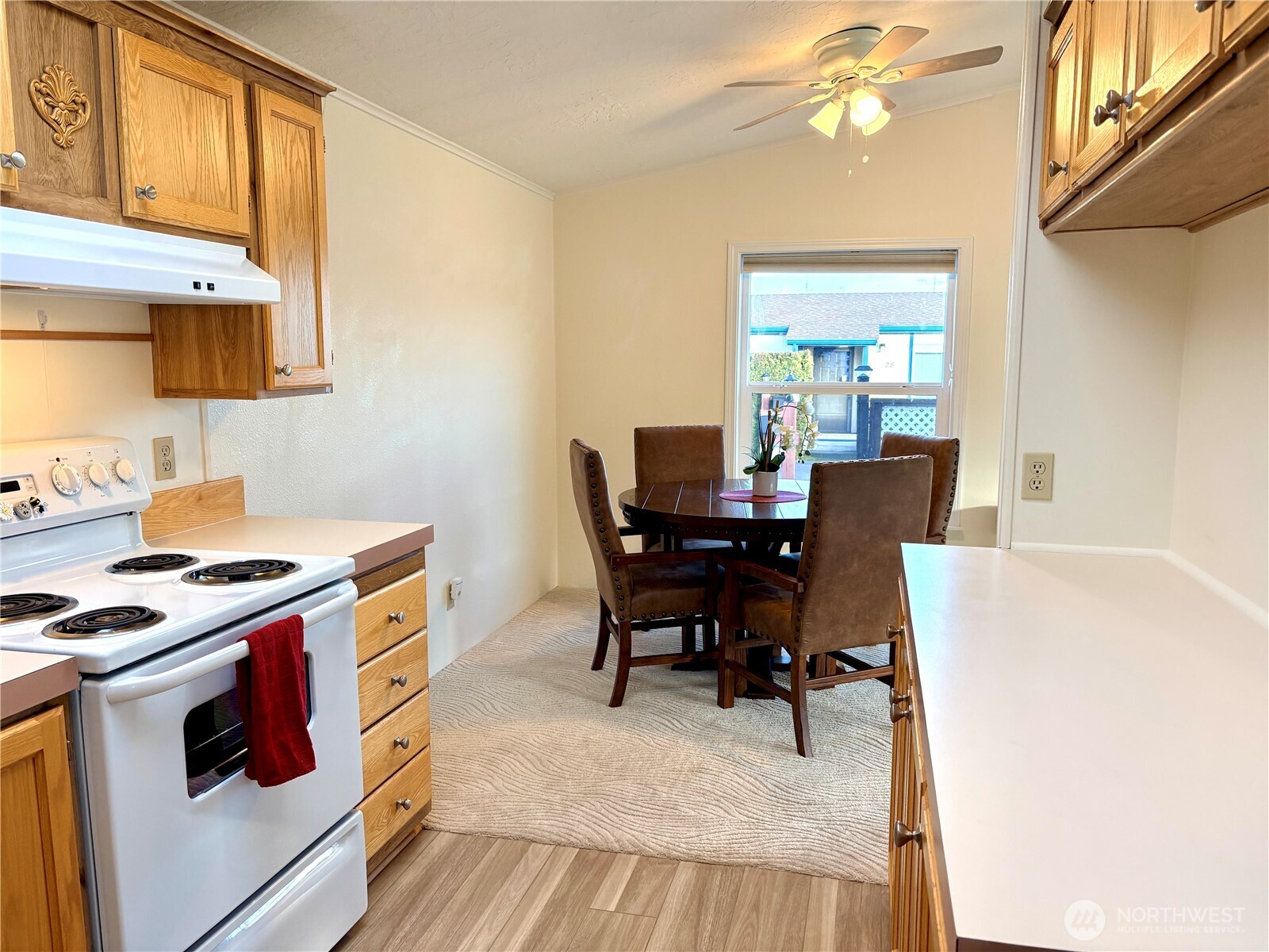 325 North 5th Avenue, Unit 5 Sequim, WA 98382 - Photo 7 of 28