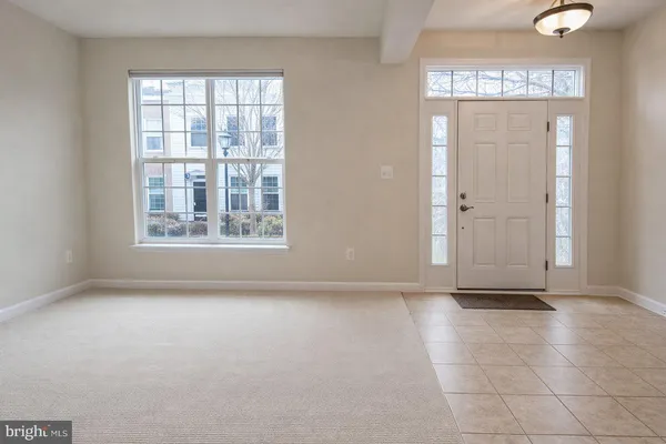 $2,890 | 2144 Little Sorrel Way, Silver Spring, MD 20902