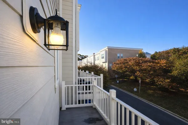 $2,890 | 2144 Little Sorrel Way, Silver Spring, MD 20902