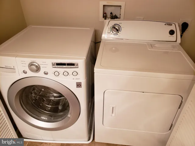 a view of front of house