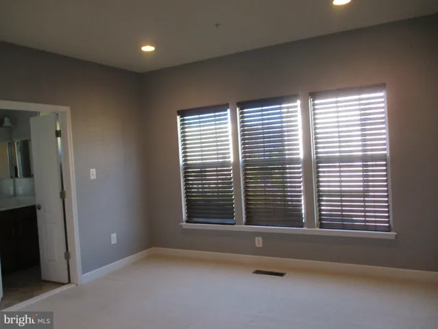 $3,100 | 2144 Little Sorrel Way, Silver Spring, MD 20902