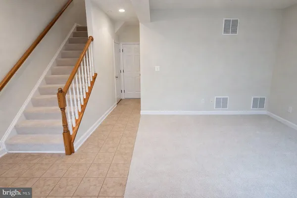 $2,890 | 2144 Little Sorrel Way, Silver Spring, MD 20902