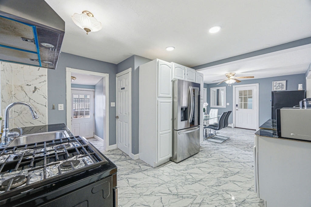 20 Bell Street Quincy, MA 02169 - Photo 14 of 40