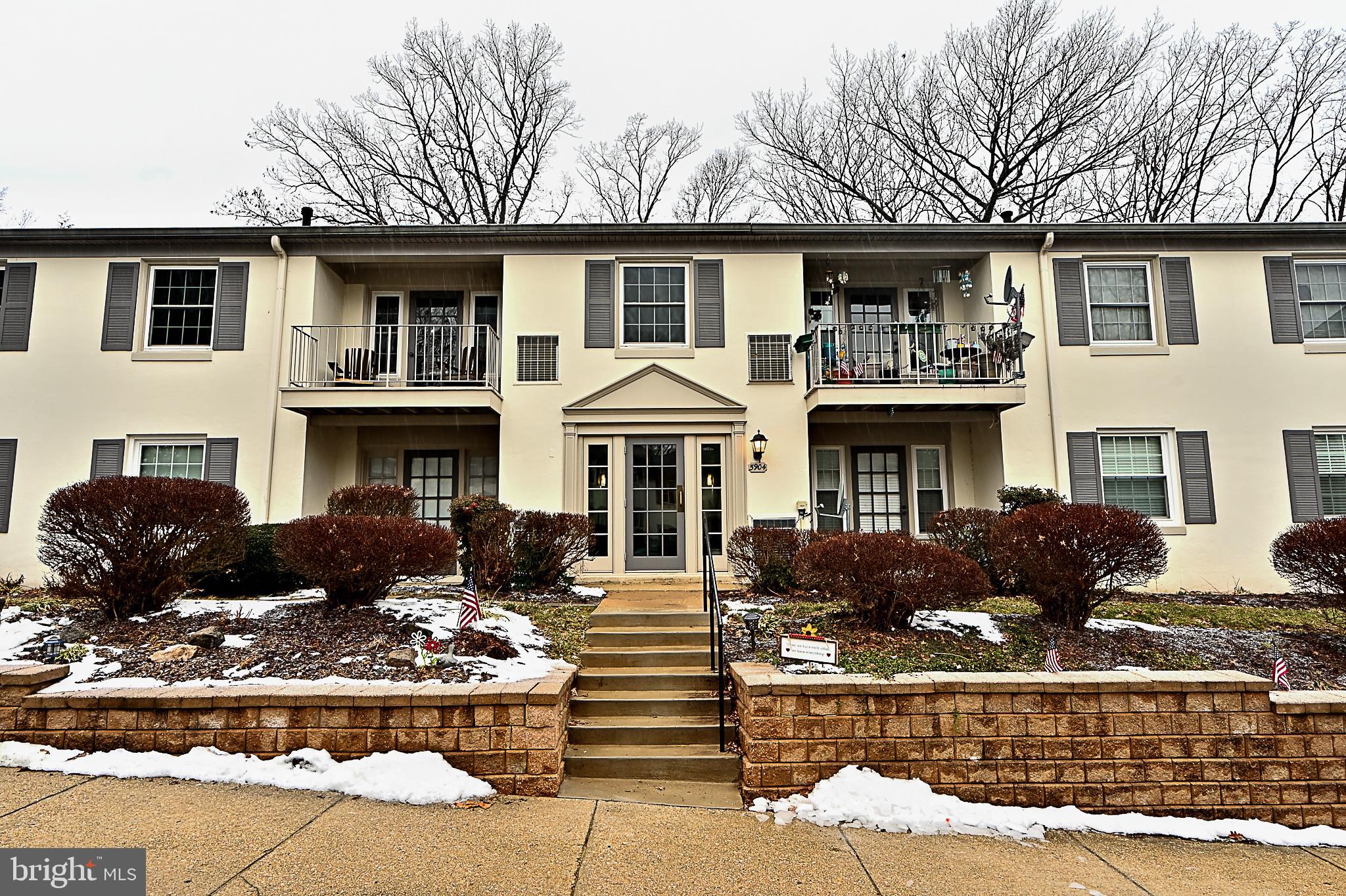 5904 Kingsford Road, Unit 420 Springfield, VA 22152 - Photo 1 of 23 Gallery Image 1