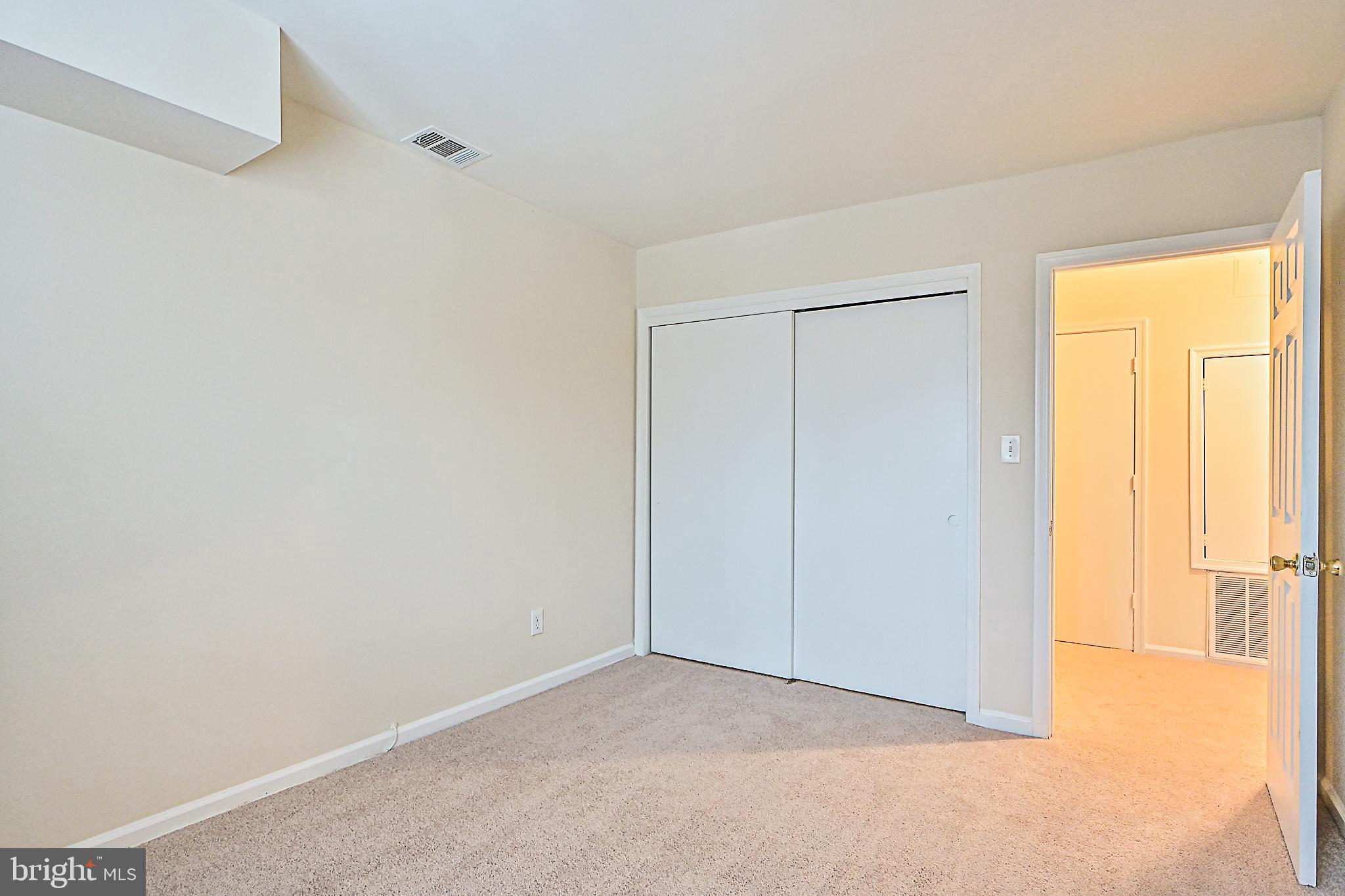 5904 Kingsford Road, Unit 420 Springfield, VA 22152 - Photo 13 of 23 Gallery Image 13