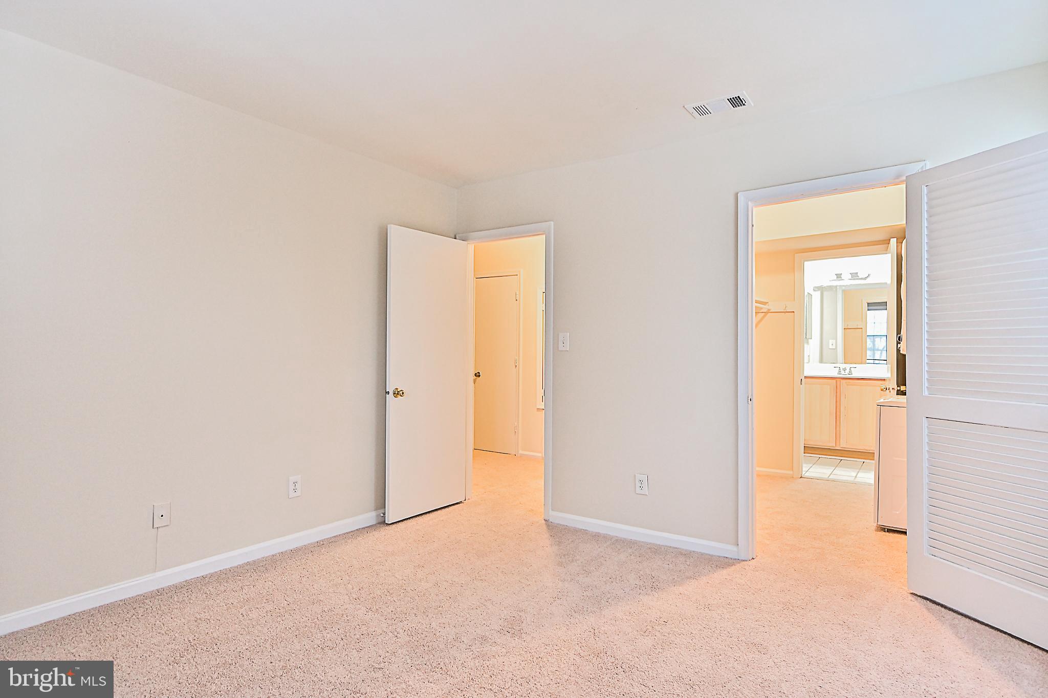 5904 Kingsford Road, Unit 420 Springfield, VA 22152 - Photo 16 of 23 Gallery Image 16