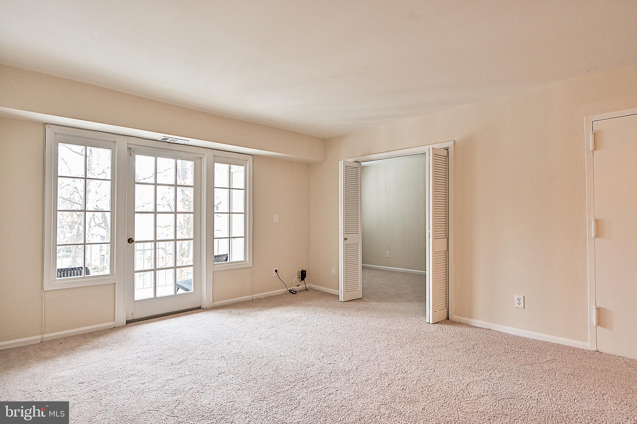 5904 Kingsford Road, Unit 420 Springfield, VA 22152 - Photo 3 of 23 Gallery Image 3
