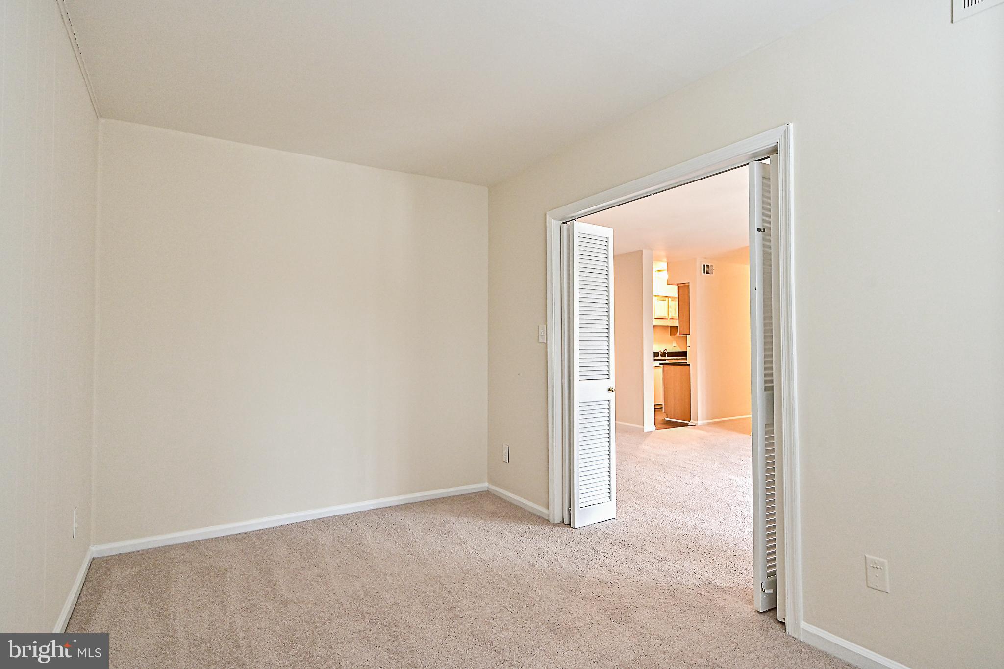 5904 Kingsford Road, Unit 420 Springfield, VA 22152 - Photo 8 of 23 Gallery Image 8