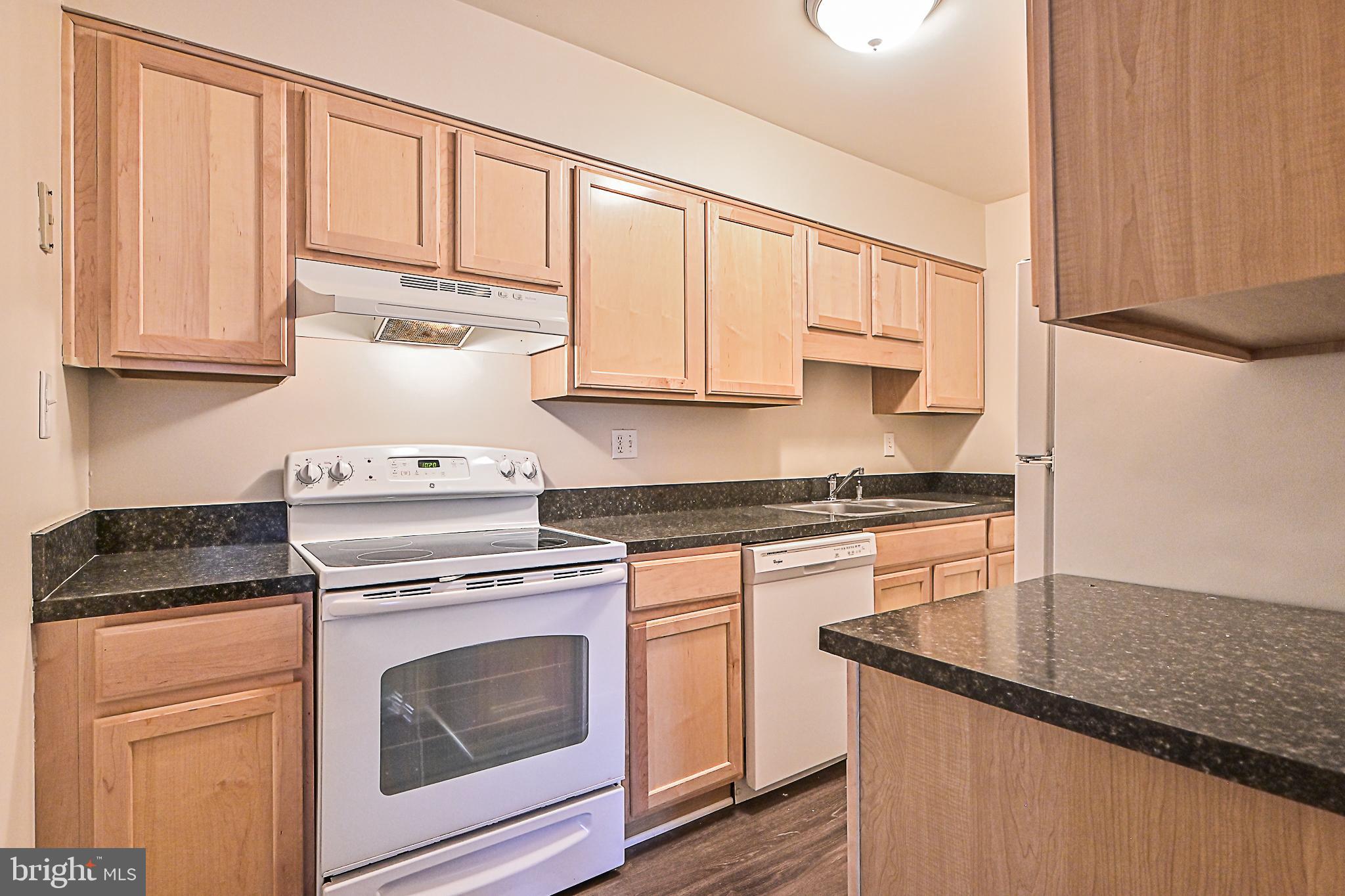 5904 Kingsford Road, Unit 420 Springfield, VA 22152 - Photo 9 of 23 Gallery Image 9