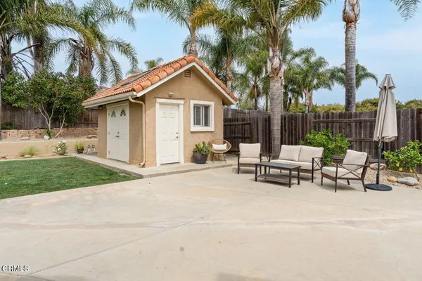$939,000 | 215 Apple Avenue, Ventura, CA 93004