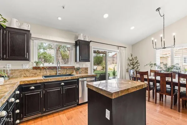 $939,000 | 215 Apple Avenue, Ventura, CA 93004