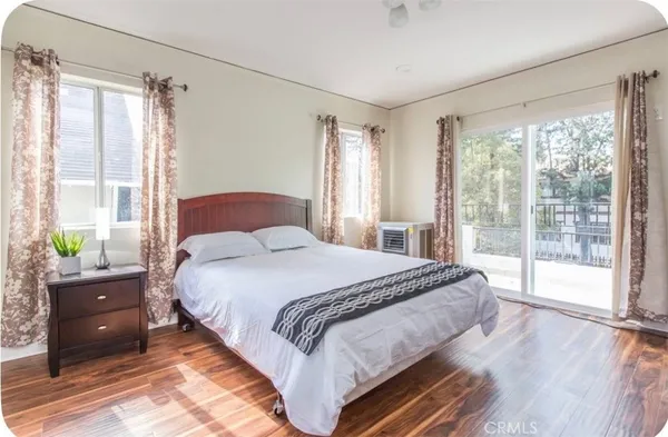 $974,000 | 1500 South Hobart Boulevard, Los Angeles, CA 90006