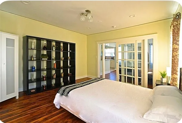 $974,000 | 1500 South Hobart Boulevard, Los Angeles, CA 90006
