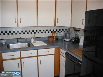 17 Walnut Street Haddonfield, NJ 08033 - Photo 4 of 6 Kitchen