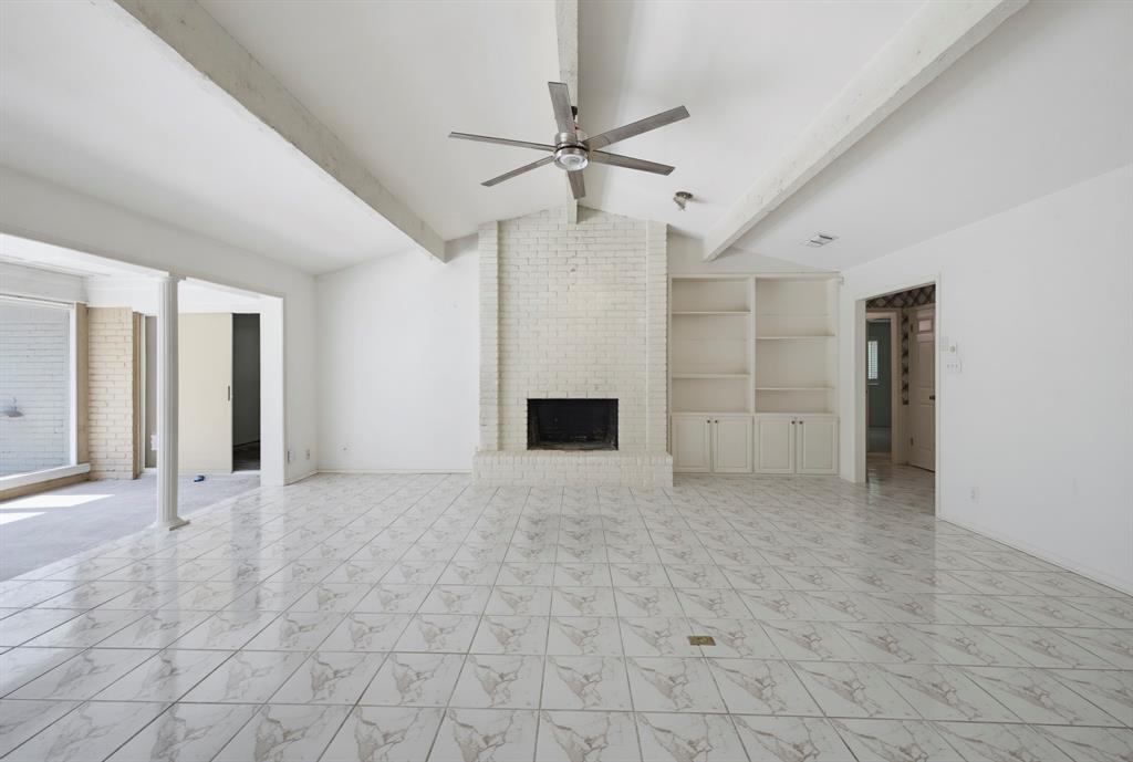 21 Crosslands Road Benbrook, TX 76132 - Photo 8 of 32