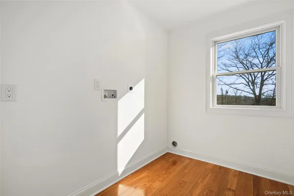 $954,560 | 35 Summit Drive, Mahopac, NY 10541