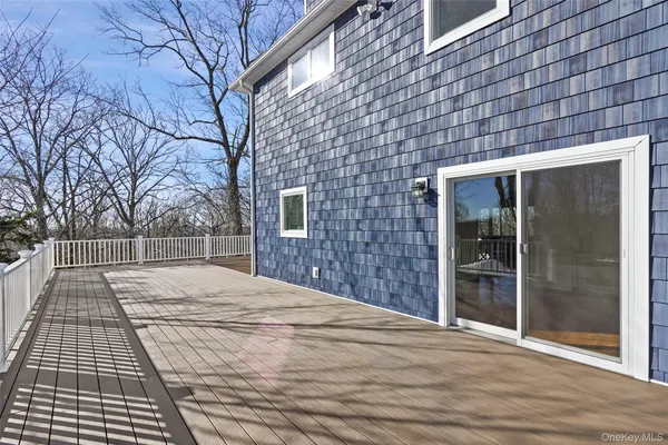 $954,560 | 35 Summit Drive, Mahopac, NY 10541